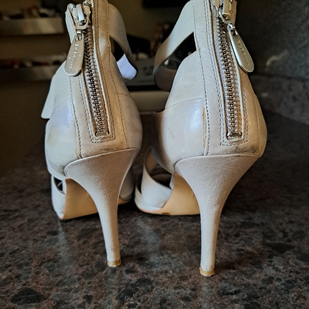 Light Gray Size 10 BCBG